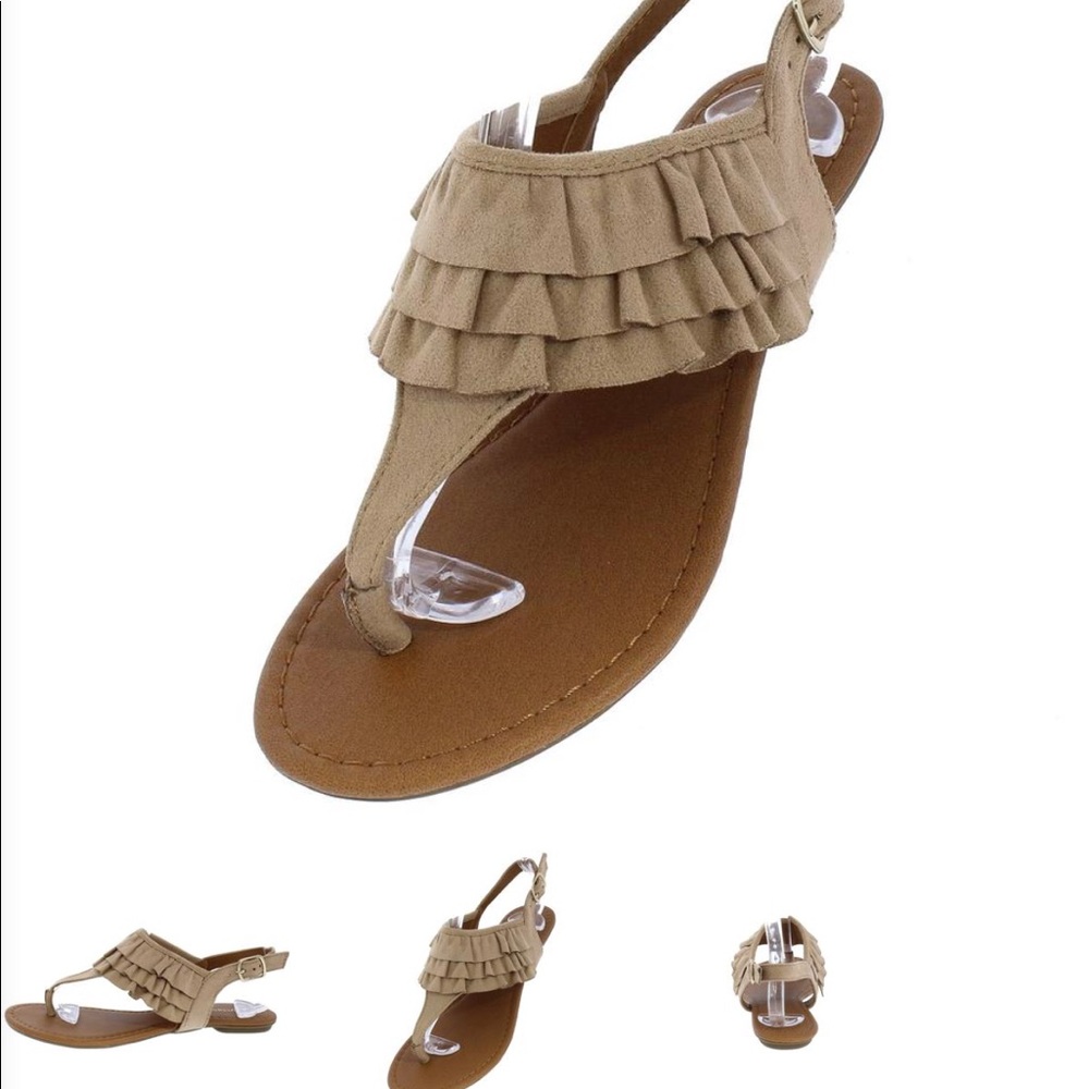 Beige Thong Sandals with Ruffles
